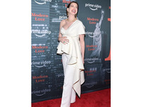 [ẢNH] Dù mang bầu, dàn mỹ nhân thế giới vẫn đẹp 