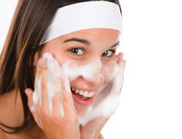 [ẢNH] Những thói quen xấu nhiều người hay mắc phải làm ảnh hưởng tới làn da