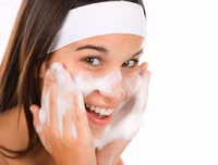 [ẢNH] Những thói quen xấu nhiều người hay mắc phải làm ảnh hưởng tới làn da