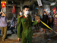 [ẢNH] Diễn biến cuộc chiến chống dịch Covid-19 từ khi xuất hiện bệnh nhân 17 tại Hà Nội