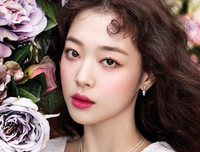 [ẢNH] Những ngày cuối cùng của Sulli trước khi qua đời ở tuổi 25
