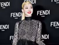[ẢNH] Những ngày cuối cùng của Sulli trước khi qua đời ở tuổi 25