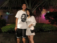 [ẢNH] Nhan sắc ngọt ngào của bạn gái các cầu thủ U22 dự SEA Games 30