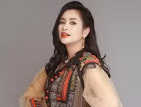 [ẢNH] Nhan sắc ba thế hệ nhà Diva Thanh Lam