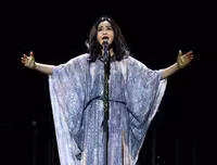 [ẢNH] Nhan sắc ba thế hệ nhà Diva Thanh Lam