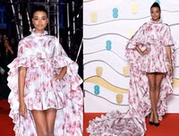 [ẢNH] Những trang phục đẹp nhất và xấu nhất của sao nữ trên thảm đỏ BAFTASS 2020