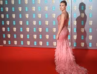 [ẢNH] Những trang phục đẹp nhất và xấu nhất của sao nữ trên thảm đỏ BAFTASS 2020