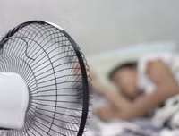 [ẢNH] Những cách đơn giản giúp tiết kiệm điện ngày hè