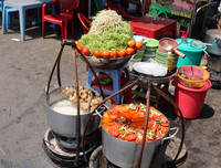 [ẢNH] Hệ lụy không ngờ từ những món ăn đường phố