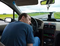 [ẢNH] Những thói quen gây hại sức khỏe tuyệt đối không nên làm sau bữa ăn