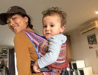 Cuộc sống biến động của cô gái H'Mong nói tiếng Anh 