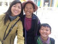 Cuộc sống biến động của cô gái H'Mong nói tiếng Anh 