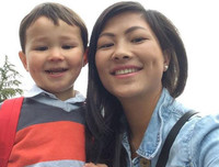 Cuộc sống biến động của cô gái H'Mong nói tiếng Anh 