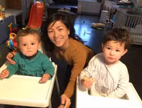 Cuộc sống biến động của cô gái H'Mong nói tiếng Anh 