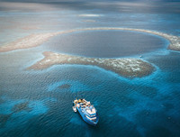 [ẢNH] Những hố sâu mang vẻ đẹp ấn tượng, hút khách nhất hành tinh