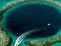 [ẢNH] Những hố sâu mang vẻ đẹp ấn tượng, hút khách nhất hành tinh