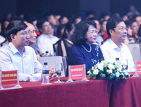 [ẢNH] Vũ điệu đường phố nóng bỏng khuấy động Carnaval Hạ Long 2019