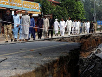 [ẢNH] Hậu quả khủng khiếp từ trận động đất làm rung chuyển đất nước Pakistan