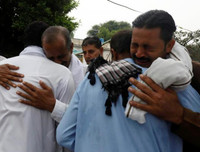 [ẢNH] Hậu quả khủng khiếp từ trận động đất làm rung chuyển đất nước Pakistan