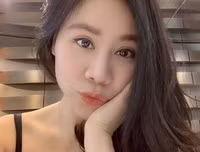 [ẢNH] Ngắm nhan sắc vợ 