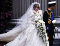 [ẢNH] Chiêm ngưỡng 12 mẫu váy cưới đẹp nhất trong lịch sử Hoàng gia các nước