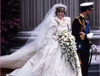 [ẢNH] Chiêm ngưỡng 12 mẫu váy cưới đẹp nhất trong lịch sử Hoàng gia các nước