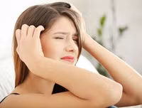 [ẢNH] Tác hại khủng khiếp khi sử dụng tai nghe không đúng cách