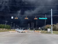 [ẢNH] Những vụ nổ nhà máy hóa chất kinh hoàng trên thế giới