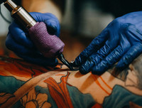 [ẢNH] Cân nhắc trước những tác hại có thể xảy ra khi xăm mình