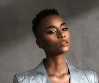 [ẢNH] Cận cảnh nhan sắc người đẹp da màu đăng quang Hoa hậu Hoàn vũ Thế giới 2019