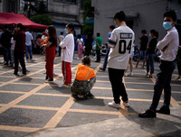 [ẢNH] Lo ngại Covid-19 bùng phát lần 2, Vũ Hán đẩy mạnh xét nghiêm trên diện rộng