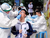 [ẢNH] Lo ngại Covid-19 bùng phát lần 2, Vũ Hán đẩy mạnh xét nghiêm trên diện rộng