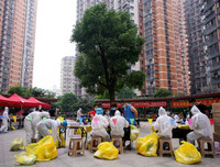 [ẢNH] Lo ngại Covid-19 bùng phát lần 2, Vũ Hán đẩy mạnh xét nghiêm trên diện rộng