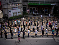 [ẢNH] Lo ngại Covid-19 bùng phát lần 2, Vũ Hán đẩy mạnh xét nghiêm trên diện rộng