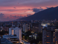 [ẢNH] Giá dầu dưới 0 USD/thùng: Nhìn lại những con số kỷ lục trong ngành 