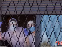 [ẢNH] Những khoảnh khắc đầy lạc quan của người dân thế giới giữa đại dịch Covid-19