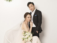 [ẢNH] Muôn kiểu chào đón năm mới 2020 của dàn 