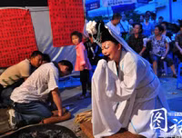 [ẢNH] Top những công việc kỳ lạ nhưng kiếm 