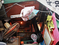 Kinh ngạc cảnh sống chật chội trong những ngôi nhà siêu nhỏ