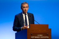 [ẢNH] Các tỷ phú và nhiều quốc gia sẵn lòng hỗ trợ Pháp khôi phục Nhà thờ Đức Bà