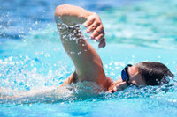 Những điều cần chú ý khi đi bơi để bảo vệ sức khỏe bản thân