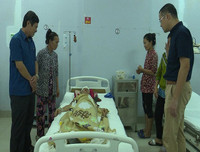 [Ảnh] Cận cảnh lốc xoáy càn quét Phú Yên khiến 27 người bị thương