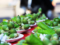 [ẢNH] Ngày vía Thần Tài 2020: Những mặt hàng đắt khách ngoài... vàng