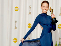 [ẢNH] Những bộ trang phục thảm đỏ Oscar ấn tượng nhất mọi thời đại