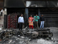 [ẢNH]: Thủ đô New Delhi bị nhấn chìm trong bạo loạn và đụng độ, hàng chục người chết