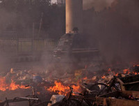 [ẢNH]: Thủ đô New Delhi bị nhấn chìm trong bạo loạn và đụng độ, hàng chục người chết