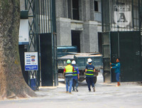 [Ảnh] Hà Nội: Những phận người nhọc nhằn mưu sinh trong dịp nghỉ lễ