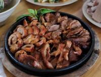 [ẢNH] Những món ngon 'nhức nách' từ lòng, dồi cho ngày đông Hà Nội