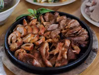 [ẢNH] Những món ngon 'nhức nách' từ lòng, dồi cho ngày đông Hà Nội