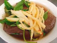 [ẢNH] Những món ngon 'nhức nách' từ lòng, dồi cho ngày đông Hà Nội